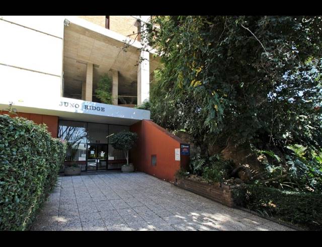 2 BEDROOM APARTMENT FOR SALE IN KENSINGTON